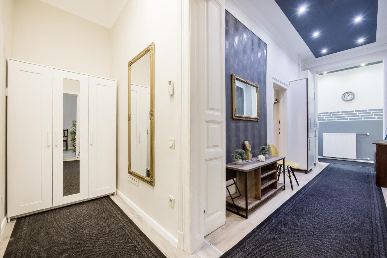 O Street 3 Bedroom Stylish Apartment Budapest Exterior photo